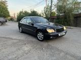 Mercedes-Benz C 200 2000 года за 1 950 000 тг. в Шымкент – фото 3