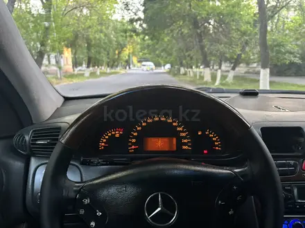 Mercedes-Benz C 200 2000 года за 1 950 000 тг. в Шымкент – фото 8
