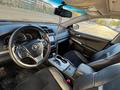 Toyota Camry 2013 года за 7 600 000 тг. в Актобе – фото 11