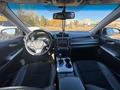 Toyota Camry 2013 года за 7 600 000 тг. в Актобе – фото 12