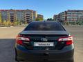 Toyota Camry 2013 года за 7 600 000 тг. в Актобе – фото 7