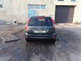 Ford Fiesta 2006 года за 1 000 000 тг. в Караганда – фото 4