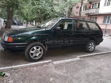Volkswagen Passat 1993 года за 1 800 000 тг. в Тараз – фото 5