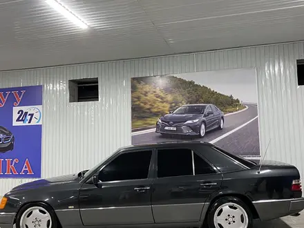 Mercedes-Benz E 280 1993 года за 2 800 000 тг. в Алматы – фото 4