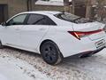 Hyundai Elantra 2022 года за 9 650 000 тг. в Астана – фото 2