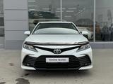 Toyota Camry 2021 года за 13 900 000 тг. в Шымкент – фото 5