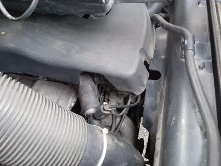 Двигатель в сборе на Mercedes benz номер двигателя 661 за 1 000 000 тг. в Алматы – фото 7