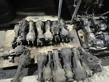 Субару задние редуктора за 20 000 тг. в Алматы