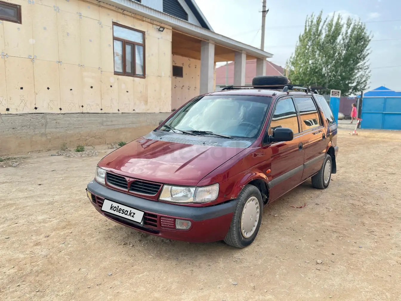 Mitsubishi Space Wagon, 1998