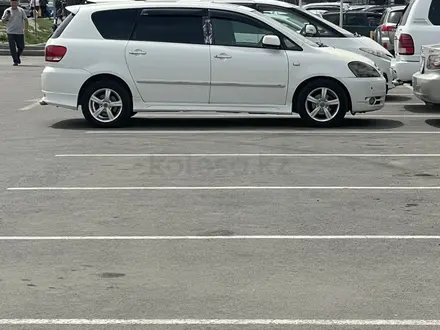 Toyota Ipsum 2003 года за 5 000 000 тг. в Алматы
