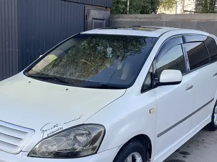Toyota Ipsum 2003 года за 5 000 000 тг. в Алматы – фото 3