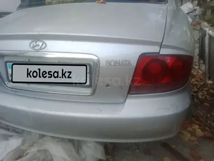 Hyundai Sonata 2004 года за 1 200 000 тг. в Алматы – фото 3