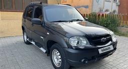 Chevrolet Niva 2012 года за 1 800 000 тг. в Уральск – фото 3
