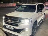 Toyota Land Cruiser 2018 года за 40 000 000 тг. в Шымкент