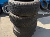 Шины зимние bridgestone blizzak за 250 000 тг. в Шымкент
