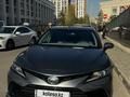 Toyota Camry 2024 года за 17 800 000 тг. в Астана – фото 2