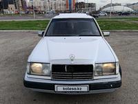 Mercedes-Benz E 260 1990 годаfor1 800 000 тг. в Астана