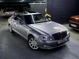Mercedes-Benz S 550 2007 годаfor8 500 000 тг. в Алматы – фото 3