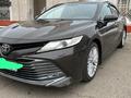 Toyota Camry 2019 года за 13 500 000 тг. в Алматы – фото 13