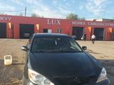 Toyota Camry 2002 года за 2 700 000 тг. в Актобе