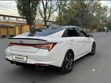 Hyundai Elantra 2022 года за 8 600 000 тг. в Талдыкорган – фото 2