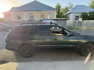 Toyota Carina E