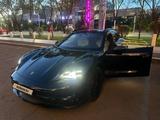 Porsche Taycan 2023 года за 57 500 000 тг. в Астана – фото 2