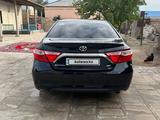 Toyota Camry 2016 года за 9 000 000 тг. в Жанаозен – фото 4
