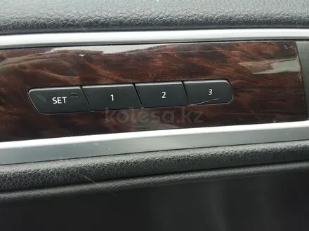 Volkswagen Touareg 2012 года за 10 000 000 тг. в Астана – фото 12