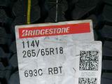 Шины Bridgestone 265/65/r18 AT693 за 94 000 тг. в Алматы