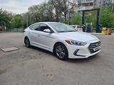 Hyundai Elantra 2018 года за 7 700 000 тг. в Шымкент – фото 2