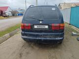 Volkswagen Sharan 1998 года за 1 300 000 тг. в Актобе – фото 4