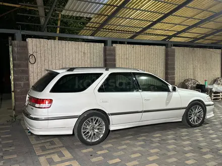 Toyota Mark II Qualis 1997 года за 5 000 000 тг. в Алматы – фото 5