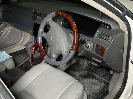 Toyota Mark II Qualis 1997 года за 5 000 000 тг. в Алматы – фото 9