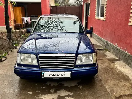 Mercedes-Benz E 220 1995 года за 1 750 000 тг. в Шымкент – фото 3