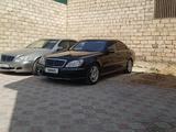 Mercedes-Benz S 500 2003 годаfor5 000 000 тг. в Актау – фото 3