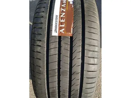 Шины Bridgestone 225/55/r19 Alenza 001 за 95 000 тг. в Алматы