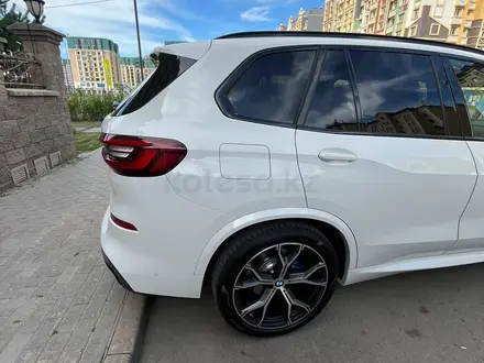 BMW X5 2022 года за 48 500 000 тг. в Астана – фото 9