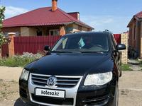 Volkswagen Touareg 2007 года за 6 300 000 тг. в Астана