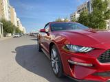 Ford Mustang 2022 года за 17 600 000 тг. в Астана – фото 2