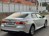 Toyota Camry 2019 годаүшін11 200 000 тг. в Семей – фото 3