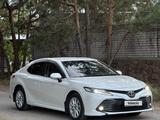 Toyota Camry 2019 годаүшін11 200 000 тг. в Семей – фото 2