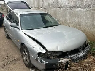 Mazda Cronos
