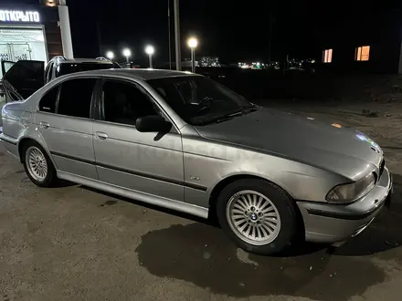 BMW 528 1997 года за 3 800 000 тг. в Караганда – фото 3