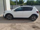 Renault Sandero Stepway 2022 года за 6 100 000 тг. в Уральск – фото 3