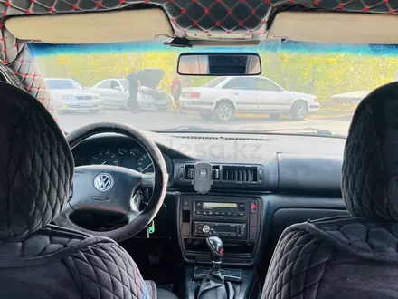 Volkswagen Passat 1997 года за 1 200 000 тг. в Караганда – фото 9