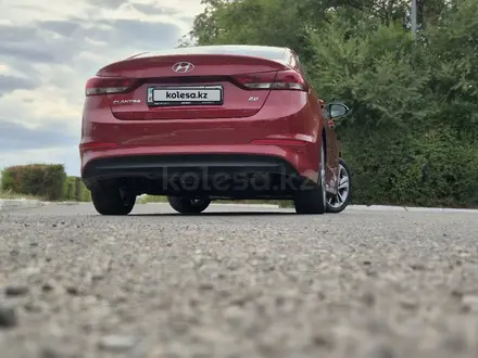 Hyundai Elantra 2018 года за 8 000 000 тг. в Жезказган – фото 4