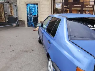 Volkswagen Vento, 1992