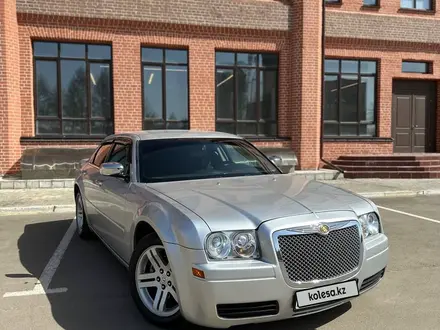 Chrysler 300C 2009 года за 7 000 000 тг. в Петропавловск