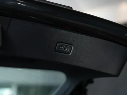 Audi Q8 55 TFSI Quattro 2026 года за 64 750 000 тг. в Алматы – фото 31